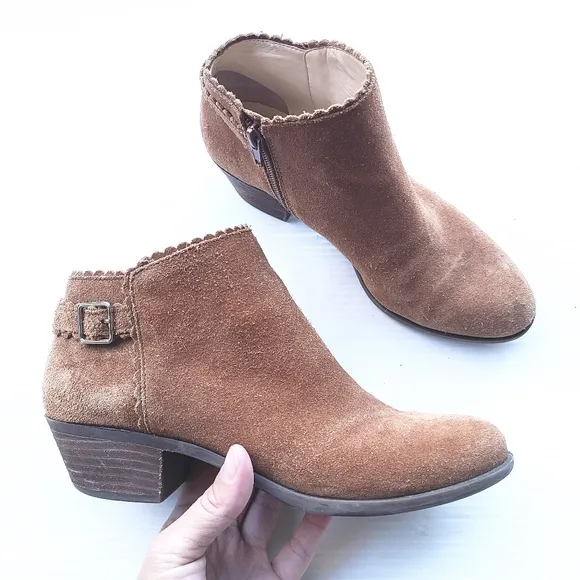 CROWN &amp; IVY Kaylen chestnut suede zip ankle booties