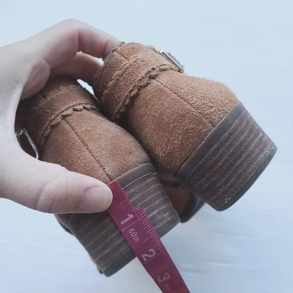 CROWN &amp; IVY Kaylen chestnut suede zip ankle booties