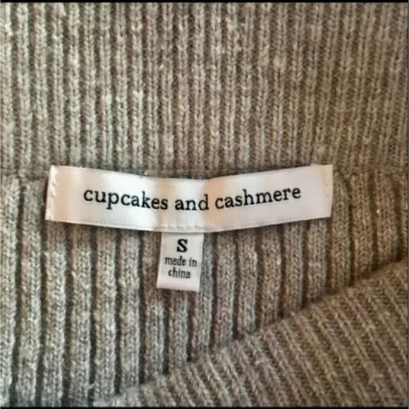 Cupcakes and Cashmere Charleigh Rib Knit Skirt Sm