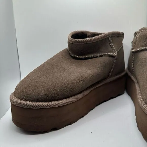CUSHIONAIRE Women's Genuine Suede pull platform boot  Memory Foam 10 WIDE CHESTN