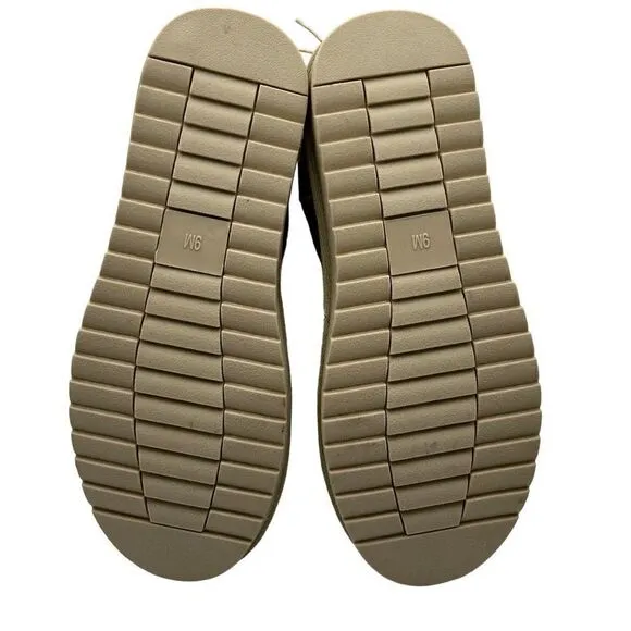 CUSHIONAIRE Women's pull on boot  9 SAND