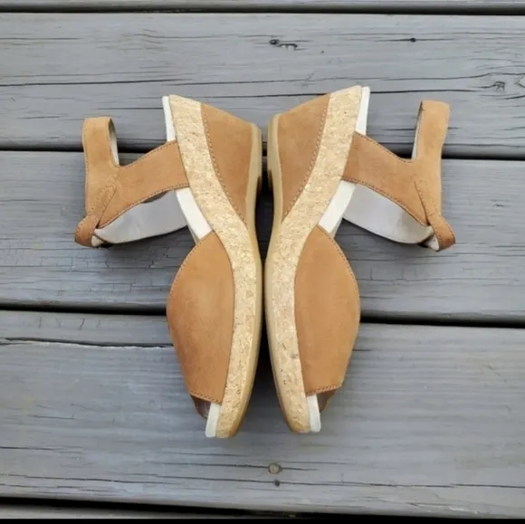 Dansko Charlotte Camel Tan Nubuck Suede Leather Boho Buckle Wedge Sandals 42