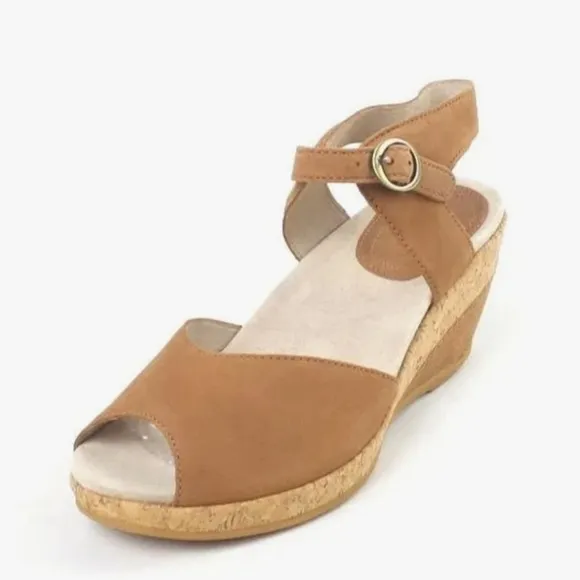 Dansko Charlotte Camel Tan Nubuck Suede Leather Boho Buckle Wedge Sandals 42