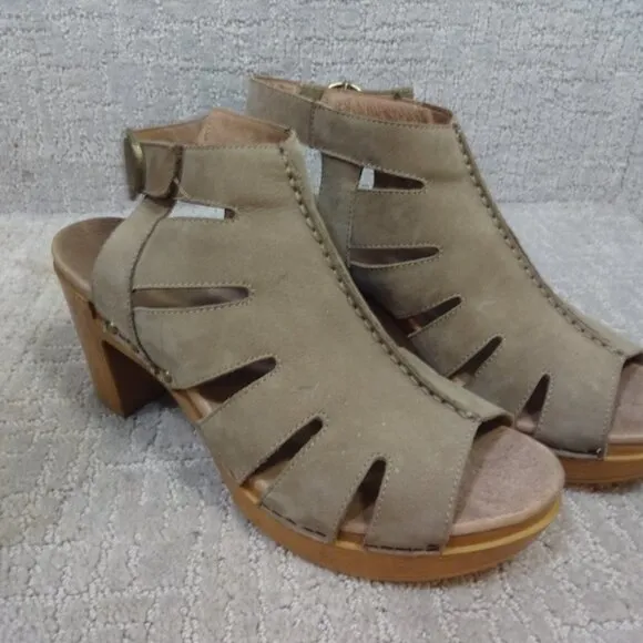 Dansko Demetra Women's Size 41/10 Taupe Leather Block High Heel Platform Sandals