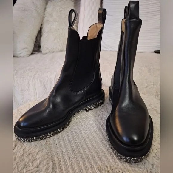 Dear Frances Sz 35 black leather Tony boots Italian