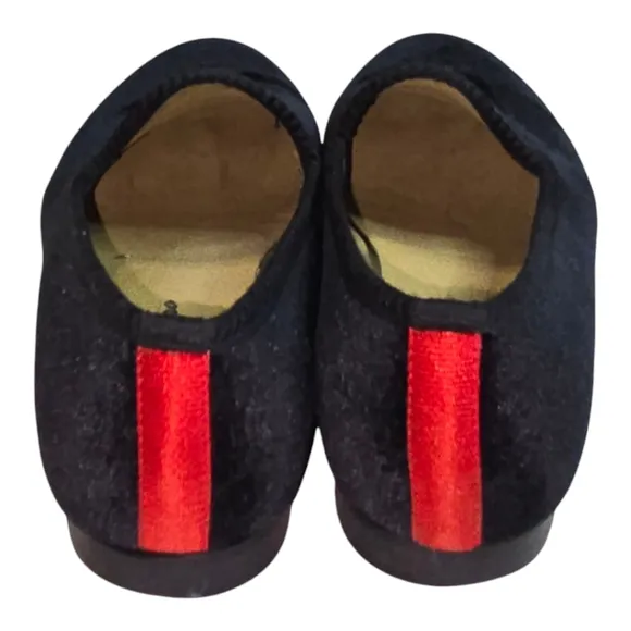 Del Toro Emoji Kiss velvet smoking slippers SIZE 8.5