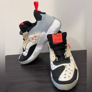 Delta 2 Retro Jordans Thermo White