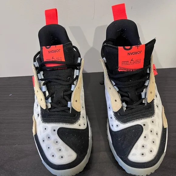 Delta 2 Retro Jordans Thermo White