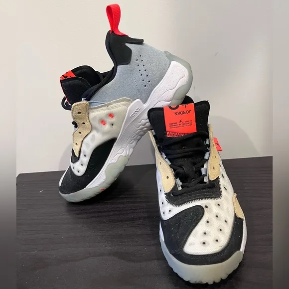 Delta 2 Retro Jordans Thermo White