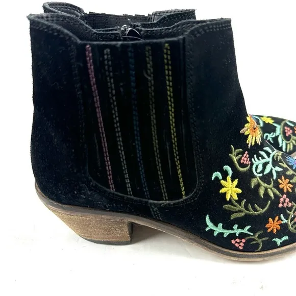 Diba Ankle Boots 7.5 Black Suede Embroidered Floral  Zip Up Bootie Womens