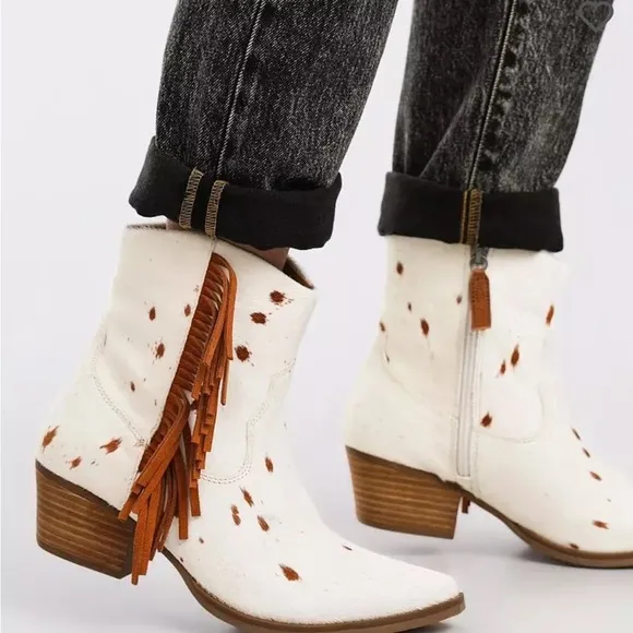 Dingo Hair We Go Boots Cowboy Cowgirl Western Fringe Leather Cow Hair Black 8.5