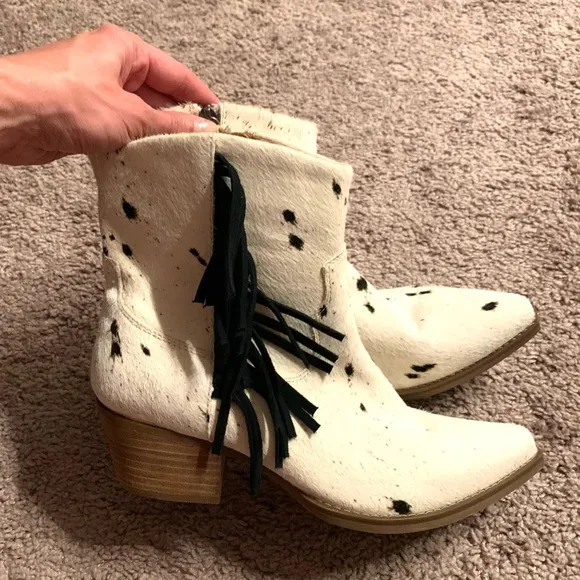 Dingo Hair We Go Boots Cowboy Cowgirl Western Fringe Leather Cow Hair Black 8.5