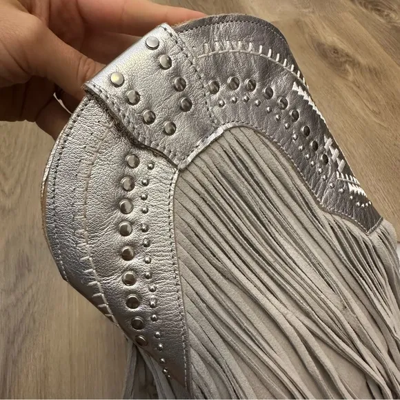 Dingo Silver Metallic Leather Cowboy Boots with Fringe size 7.5