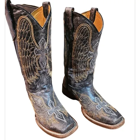 DISTRESSED BEAUTIFUL CORRAL TEENS/GIRLS BOOTS