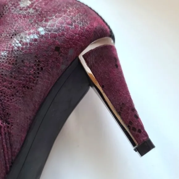 DKNY New Alani Booties Garnet Red Leather Slip On Snake Print Heel Size 7.5