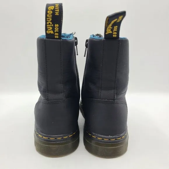Doc Dr Martens Combs Leather AW004 Air Wair Black Leather Ankle Boots Size 6M 7L