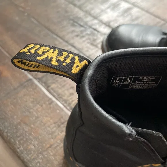 Doc Martens classic black boots size 3 kid