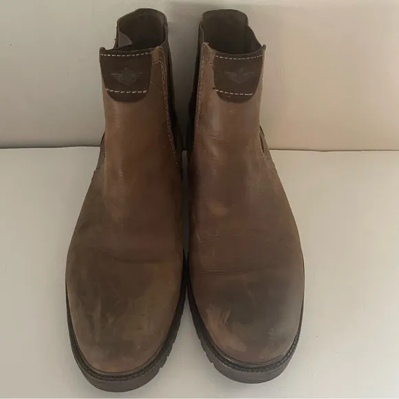 Dockers leather pull on boots size 8.5M