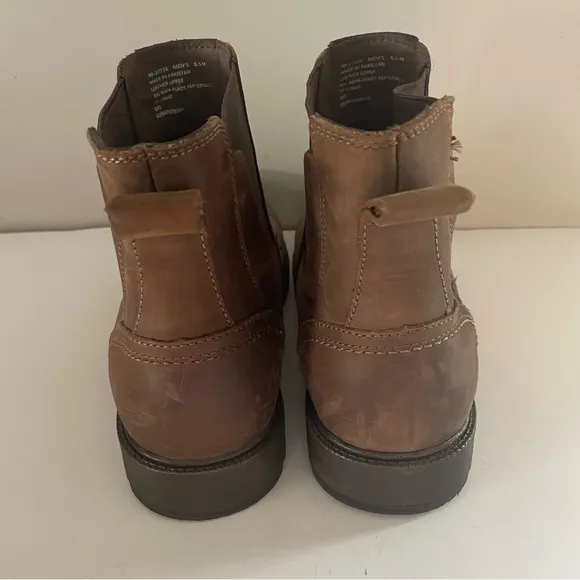 Dockers leather pull on boots size 8.5M