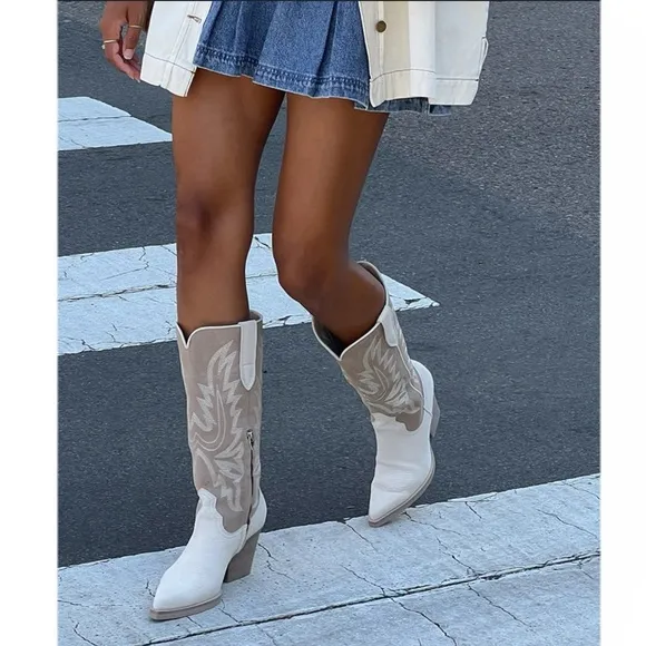 Dolce‎ Vita Blanch Western Boots