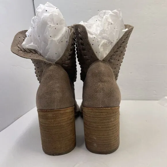 Dolce Vita Booties Tan Suede Leather Heeled Boots Boho Chic Women's Size 7.5