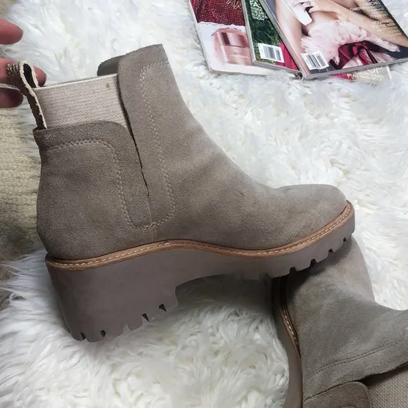 DOLCE VITA HUEY H20 BOOTS IN MUSHROOM SUEDE