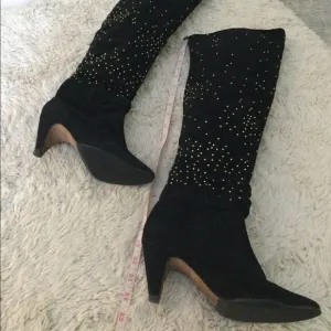 Dolce Vita 6.5 suede black boots gold studs
