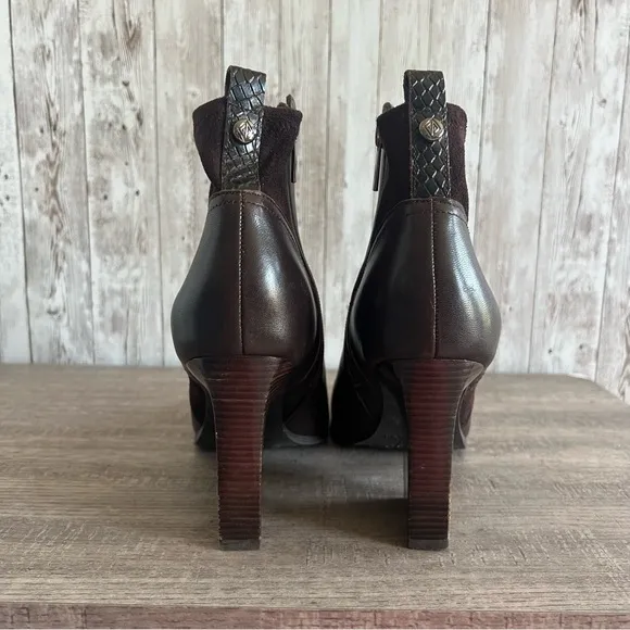 Donald J Pliner Brown Leather Ankle Boots 8