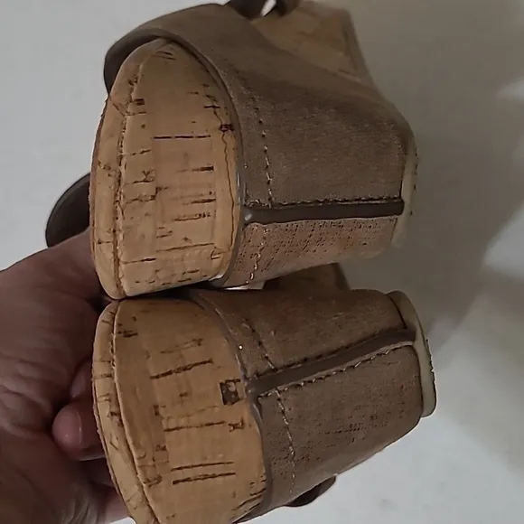 Donald J. Pliner cork wedge sandals size 10