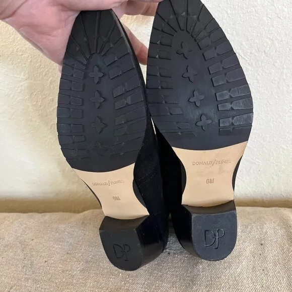 Donald J Pliner Woman's Suede Black Donis Slip-On Ankle Boots Sz 6