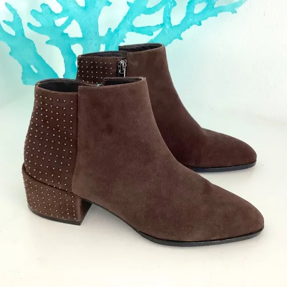 Donald Pliner Womens 8.5M Brown Suede Studded Ankle Boots WORN ONCE