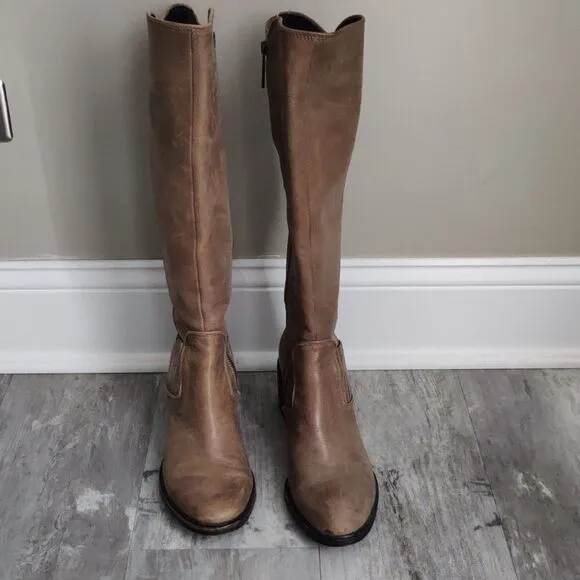 Donald J Pliner leather boots