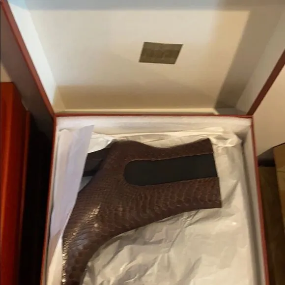 Donald Pilner LAILA2~ZP dark brown boots