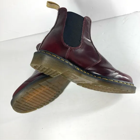 Dr. Doc Martens 2976 Vegan Chelsea Boots Cherry Red Slip On Oxford Size 7