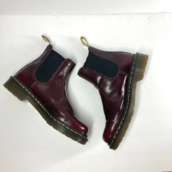 Dr. Doc Martens 2976 Vegan Chelsea Boots Cherry Red Slip On Oxford Size 7
