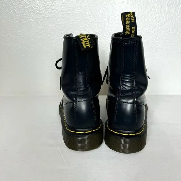Dr. Doc Martens Womens Size 6 10072 Lace Up Boots Navy Blue Leather Classic Boot