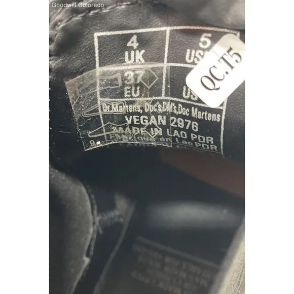 Dr Marten 2976 Vegan Chelsea‎ boots size 6 womens NEW