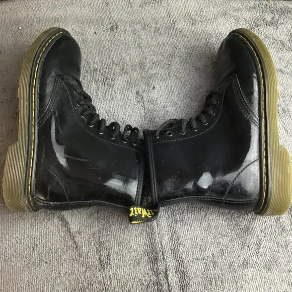 Dr. Marten Junior 1460 Patent Leather Lace Up Boots Sz 1
