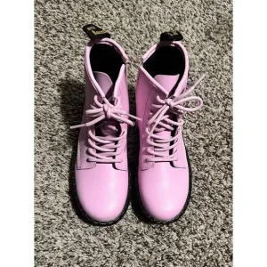 Dr. Martens 1460 Pascal Pastel Pink Leather Combat Boots with Side Zip‎