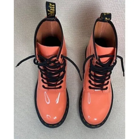 Dr. Martens 1460 Women Patent Leather Combat Boot Size 7 Coral  Lace-Up Platform