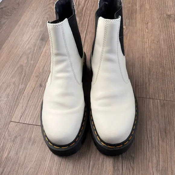 Dr. Martens 2976 Quad White Chelsea Boots Size 10