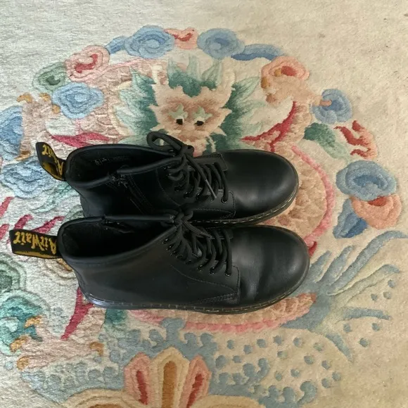 Dr. Martens Air Wair Sz 3 Youth Kids Blk Leather Ankle Zip Boots Bouncing Soles