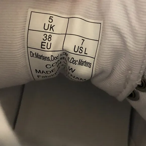 Dr Martens Airwair White Womens Boots - Size 7 (38 EU)