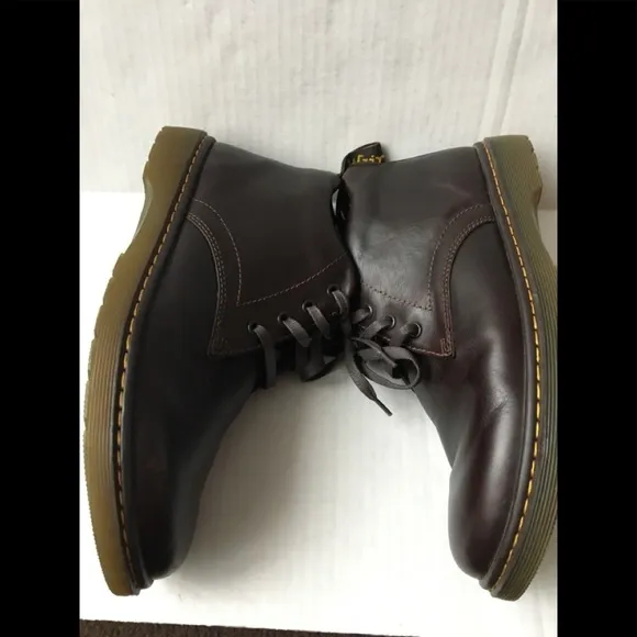 Dr. Martens Barnie Chukka Boot