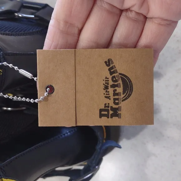 Dr. Martens Black 2976 Wilcox Leather Boots Men's 7.5 / Women's 8.5 NWT