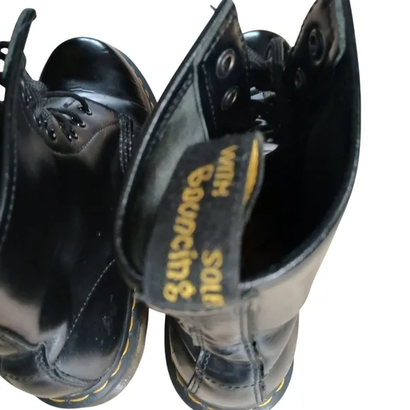 Dr. Martens Boots Leather Upper Heel Pull 1460 Black Leather 8 Eye Women's