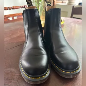 Dr. Martens Chelsea Black Leather Boots 2976 Vintage Made in England