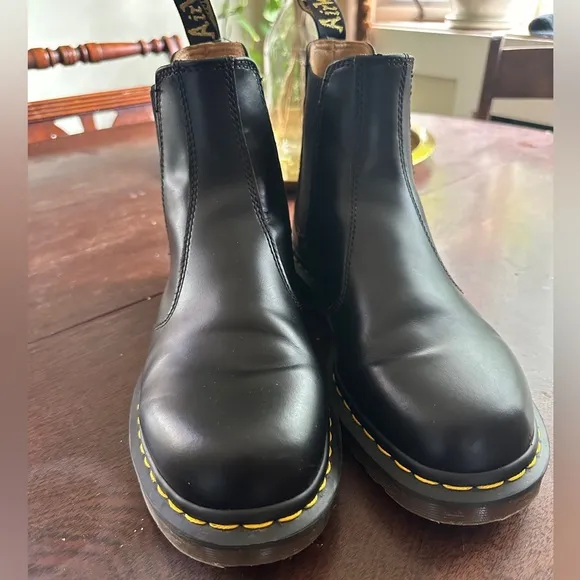 Dr. Martens Chelsea Black Leather Boots 2976 Vintage Made in England