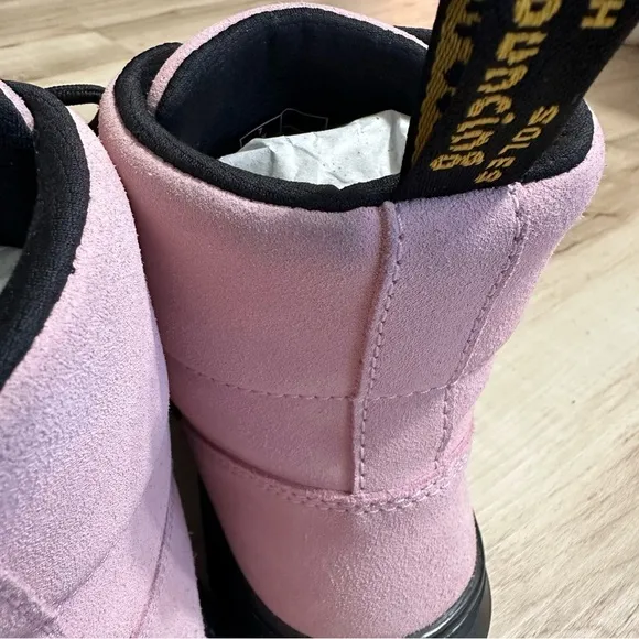 Dr. Martens COMBS Hiker Style Combat Boots in Pink Hi Suede Size 9