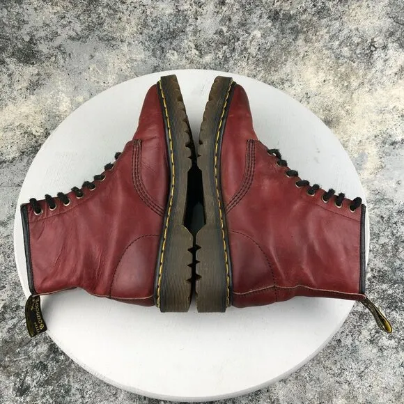 Dr. Martens ENGLAND Vintage Men's Size 7 Red Leather Lace-Up 1460 Ankle Boots